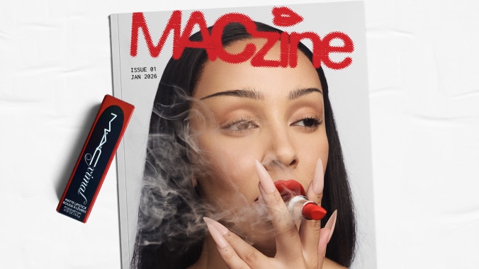 Le look rouge à lèvres rouge de Doja Cat